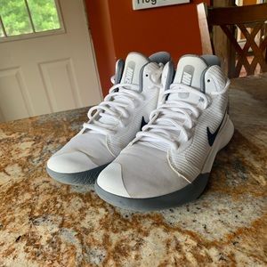 Nike basketball shoes Boys